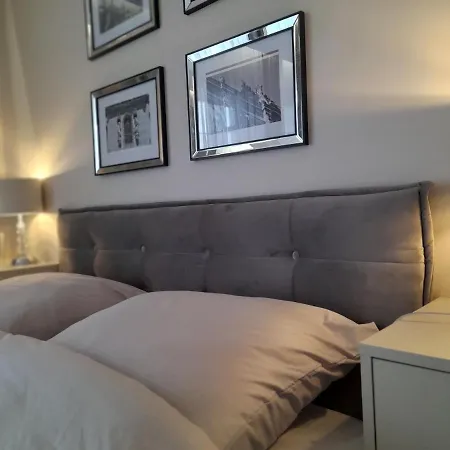 Beige Mood * ורוצלב