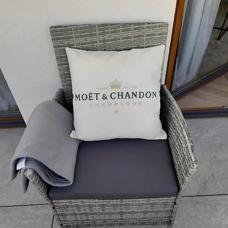 Beige Mood Apartman