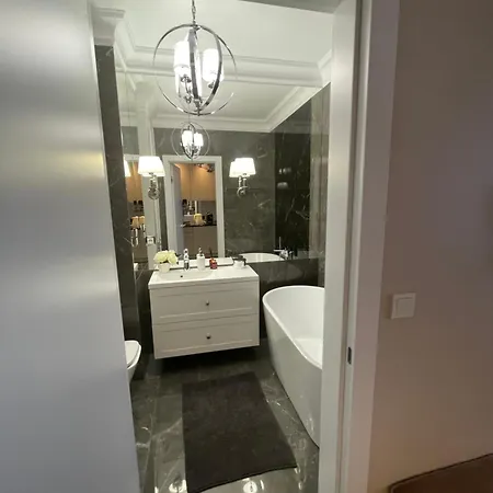 Beige Mood Apartment Wroclaw