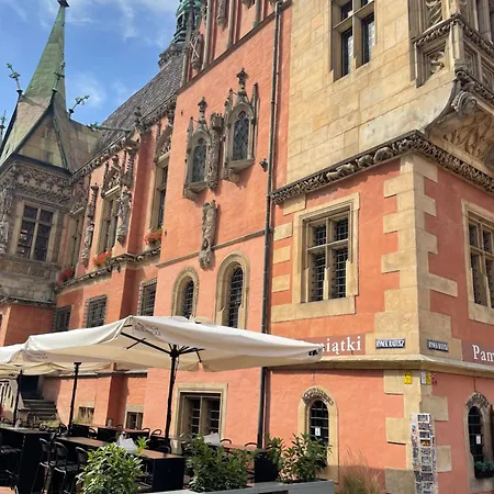 Beige Mood * Вроцлав